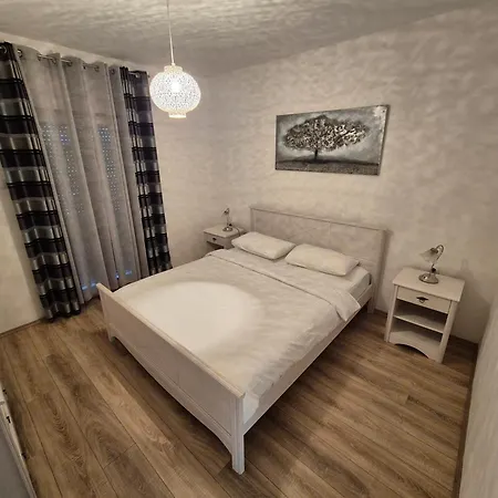 Begonja Feriehus