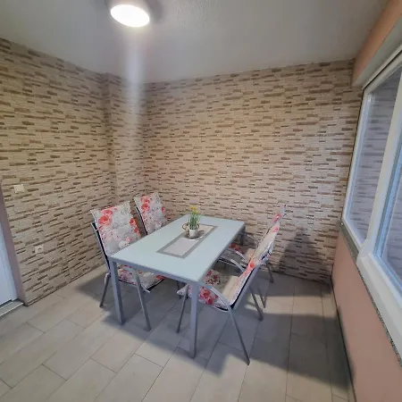 Begonja Hébergement de vacances Privlaka (Zadar)